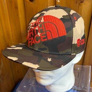 The North Face Free Skiing Snapback Hat Camo Orange Logo Flannel Lined Rare VTG